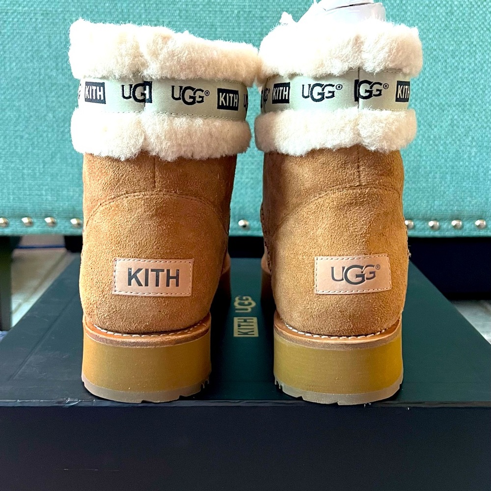 Classic UGG x KITH from Kourtney Kardashian’s Closet (letter of authenticity) - Picture 2 of 7